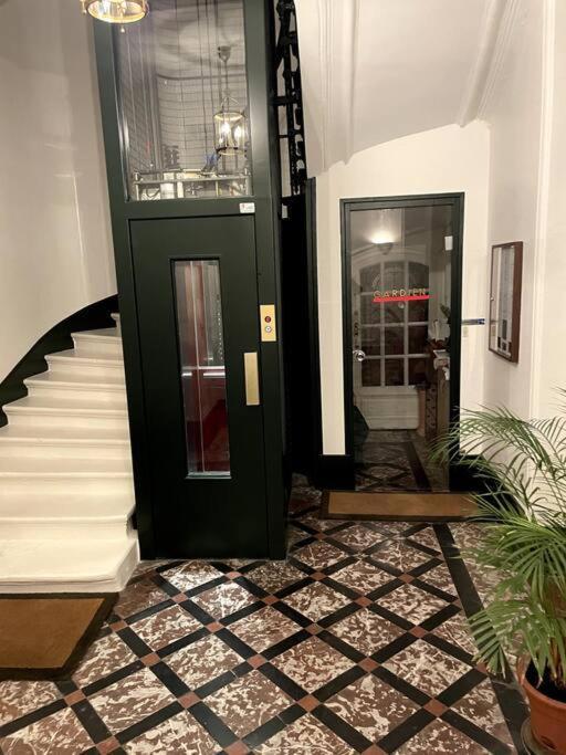 Apartament Magnifique Studio Champs-Elysee Paryż Zewnętrze zdjęcie